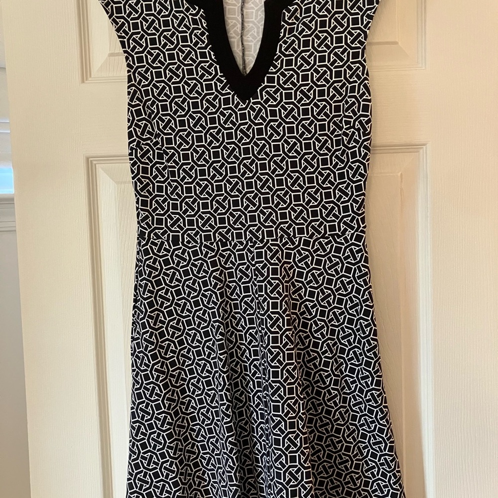 Elegant Black and White Patterned Dress
